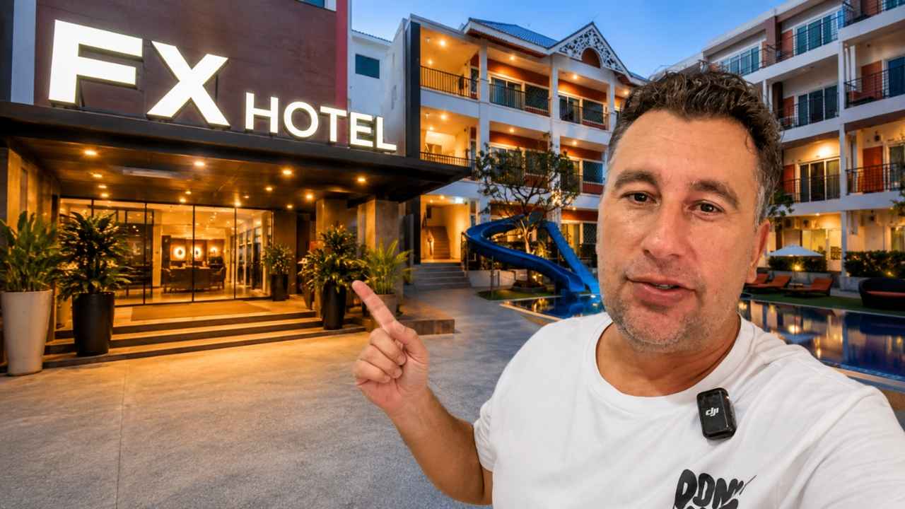 picture of banner I stayed at the FX HOTEL, the best budget hotel in Pratamnak Pattaya Thailand 